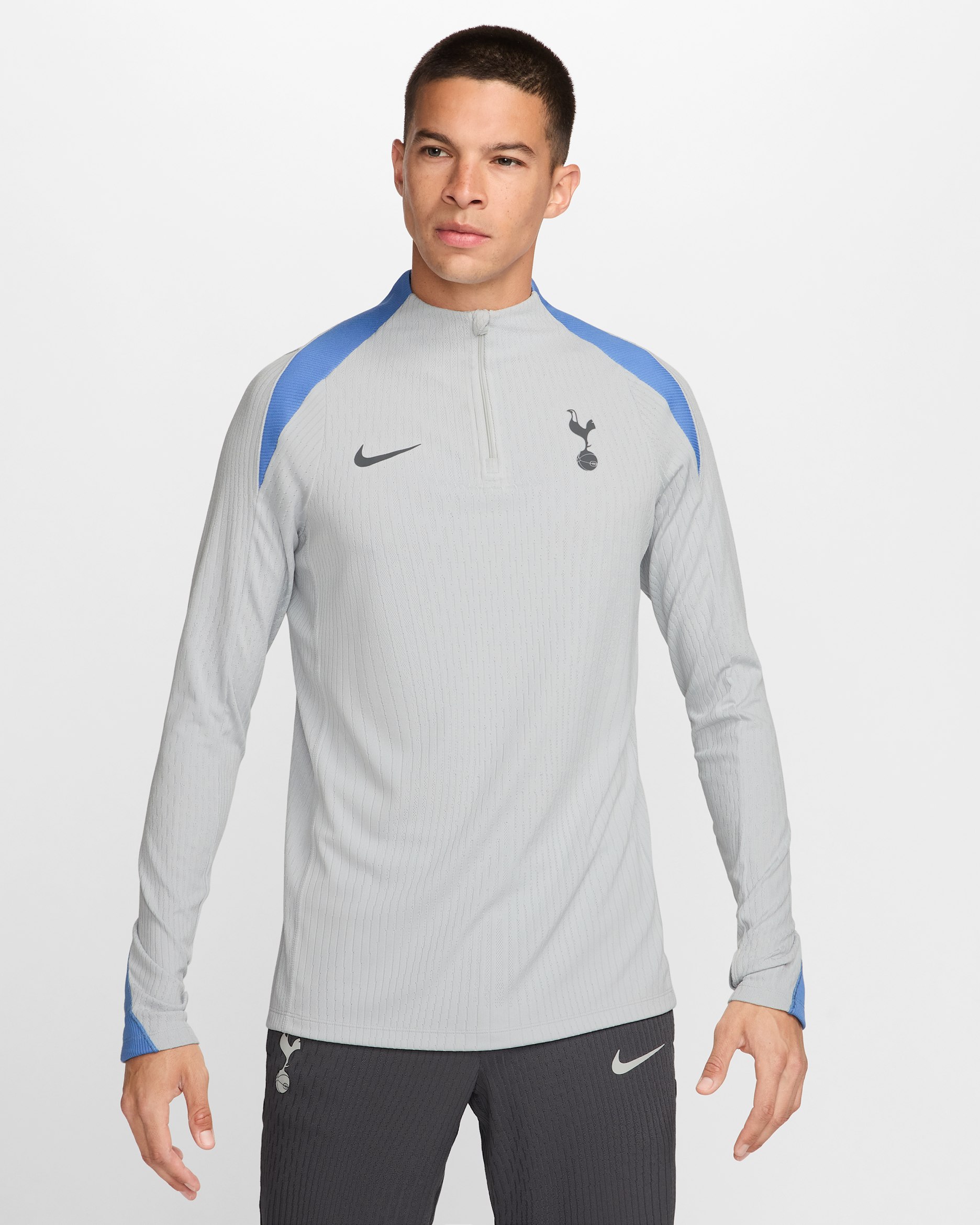 Tottenham Hotspur Strike Elite Men's Nike Dri-FIT ADV Football